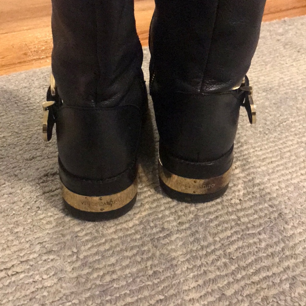 Vince Camuto low black boots - Picture 3 of 6